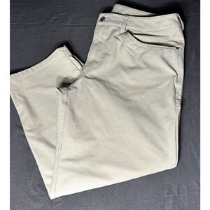 Lululemon ABC 5-Pocket Pants Men L36 x W38 Beige Slim Fit